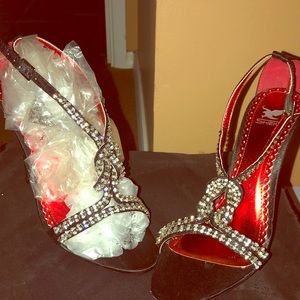 women's shoes for wedding or any special occasion.